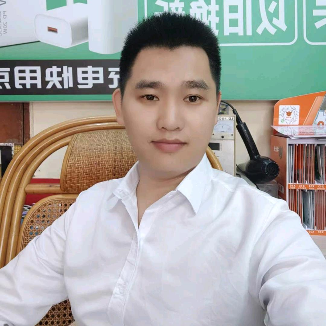 华哥(专治不开心😁）