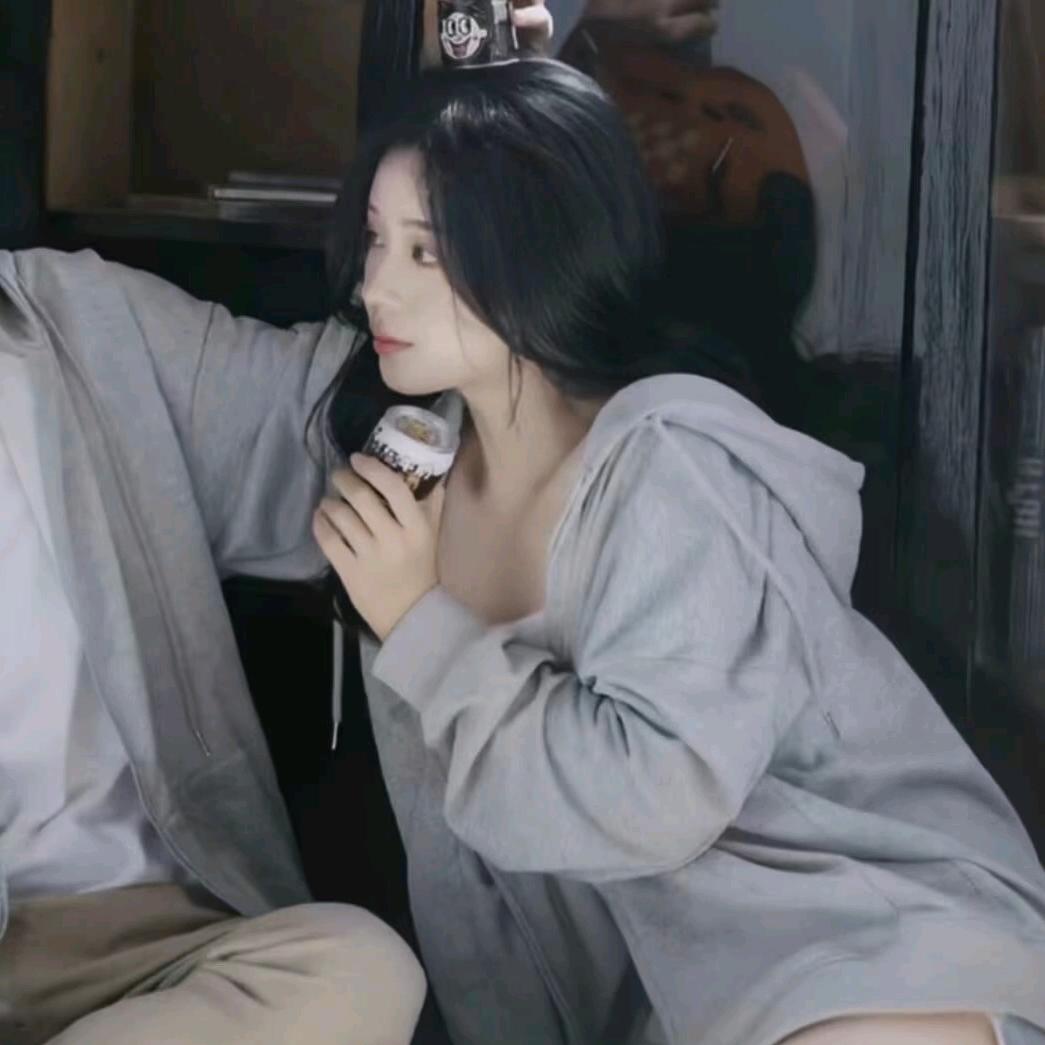 十指相扣的温柔