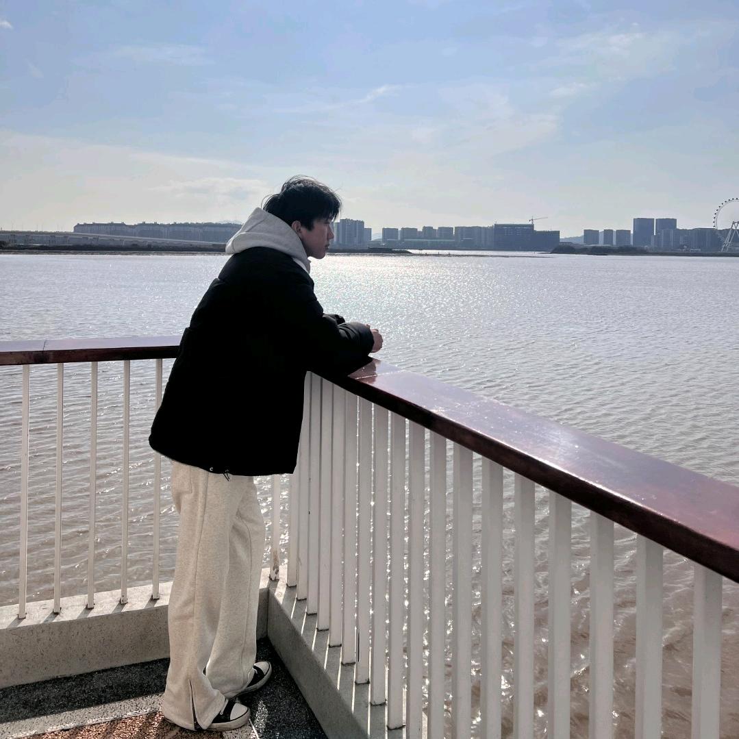 守岛人小胡
