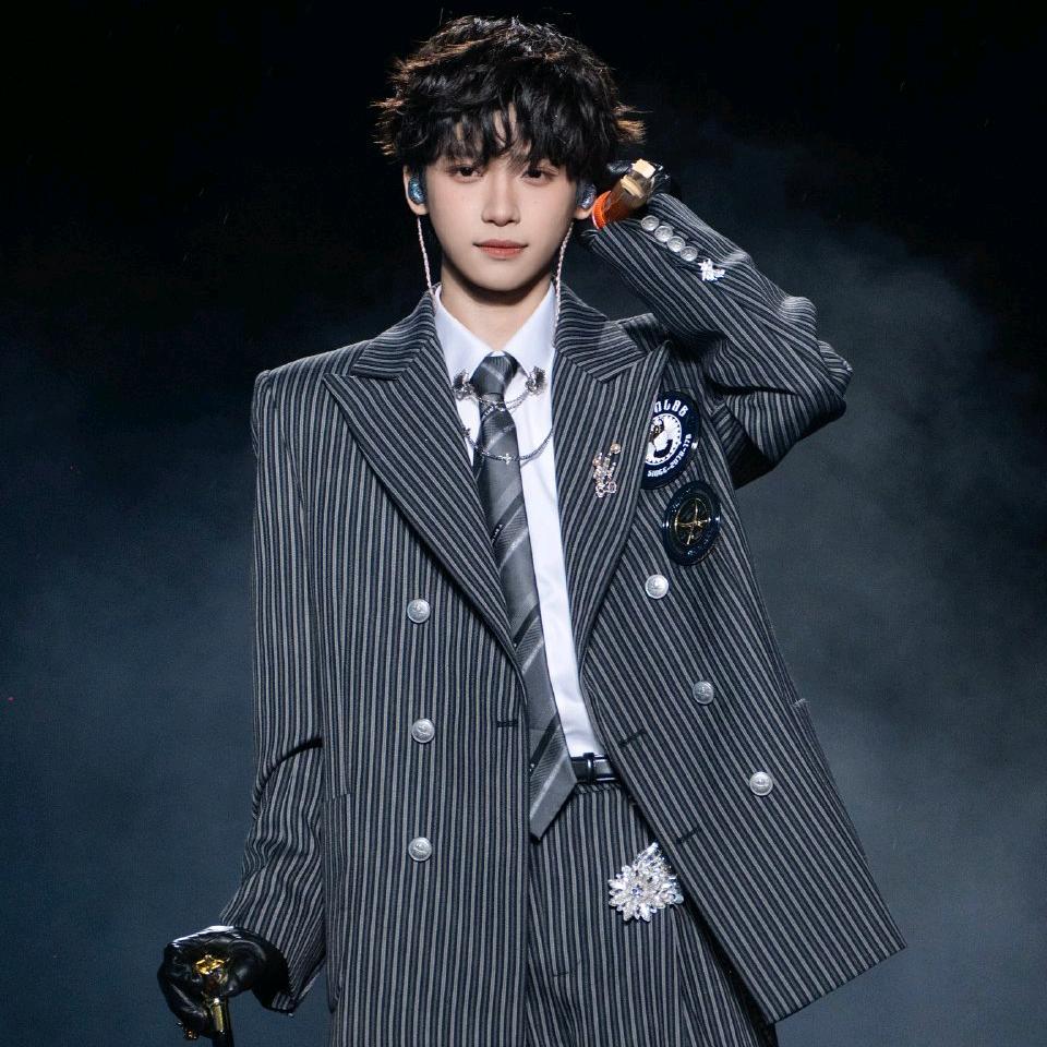 绥鲤（毛娘版）