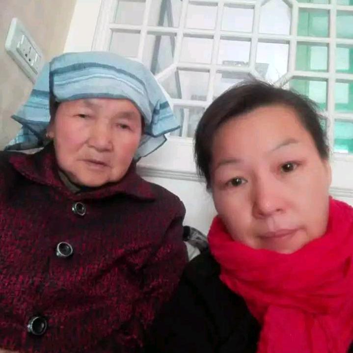 《妈妈的小女儿》