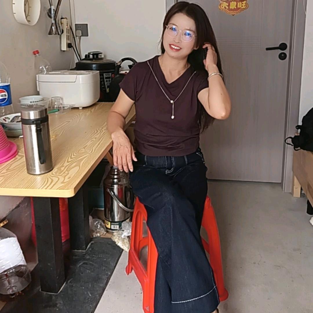 莲姐爱跳舞