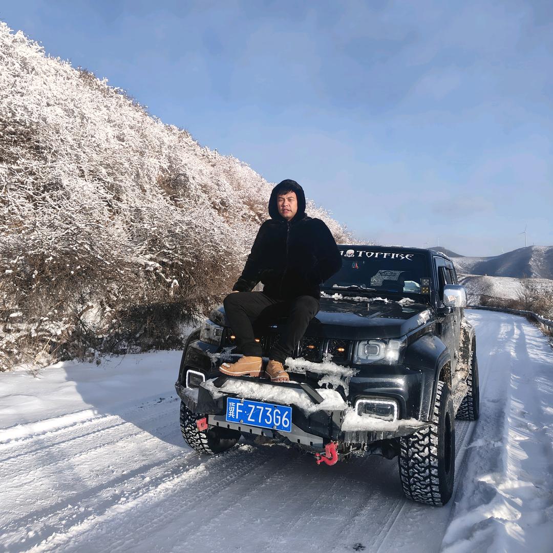 涞源户外岳庄小伙，小伙带你游山玩水