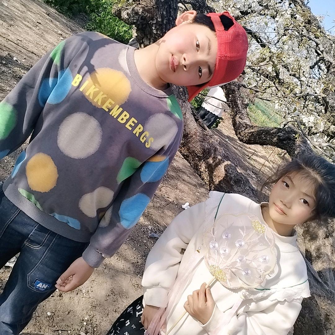你不赞，他不赞，我的自拍没人看