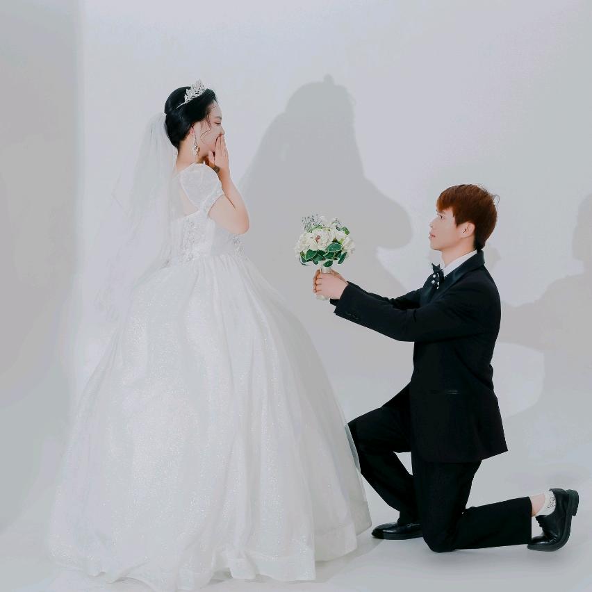 清风借我一壶酒