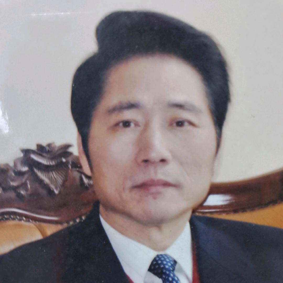 华马鼎