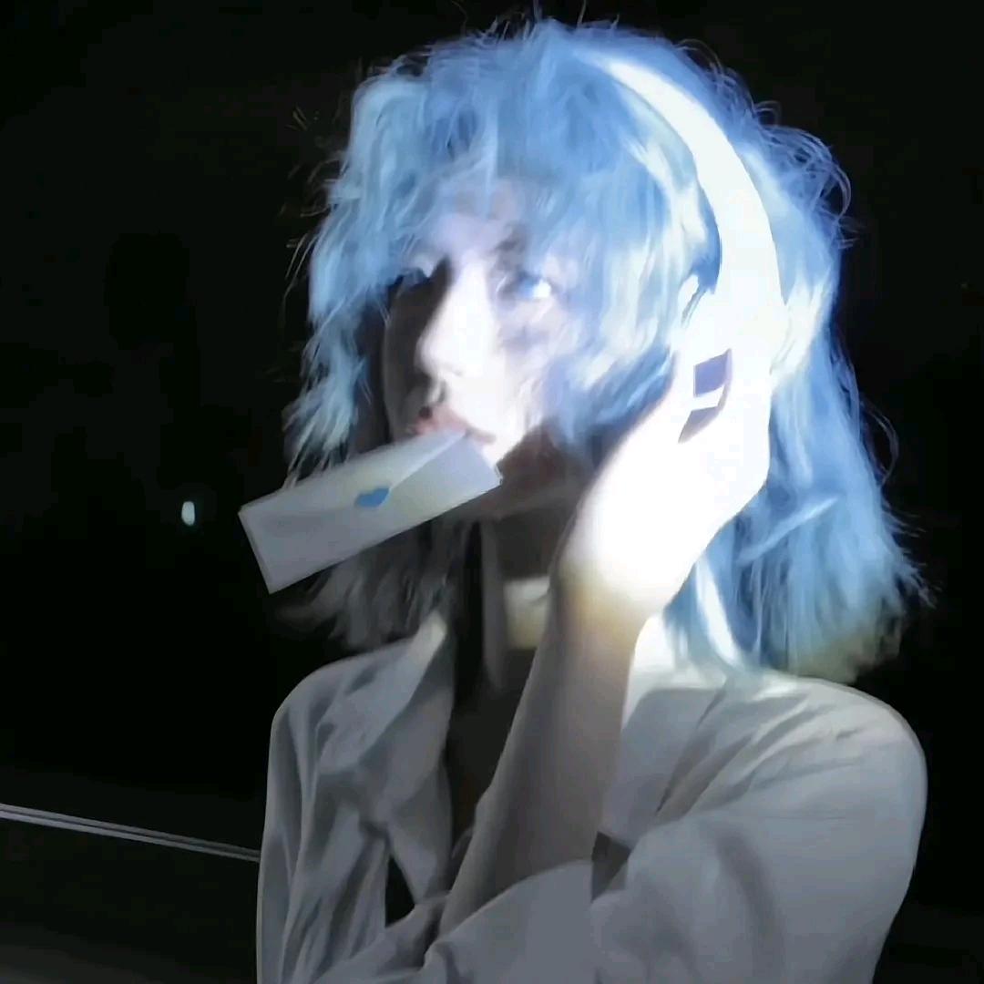 _羡月望舒.