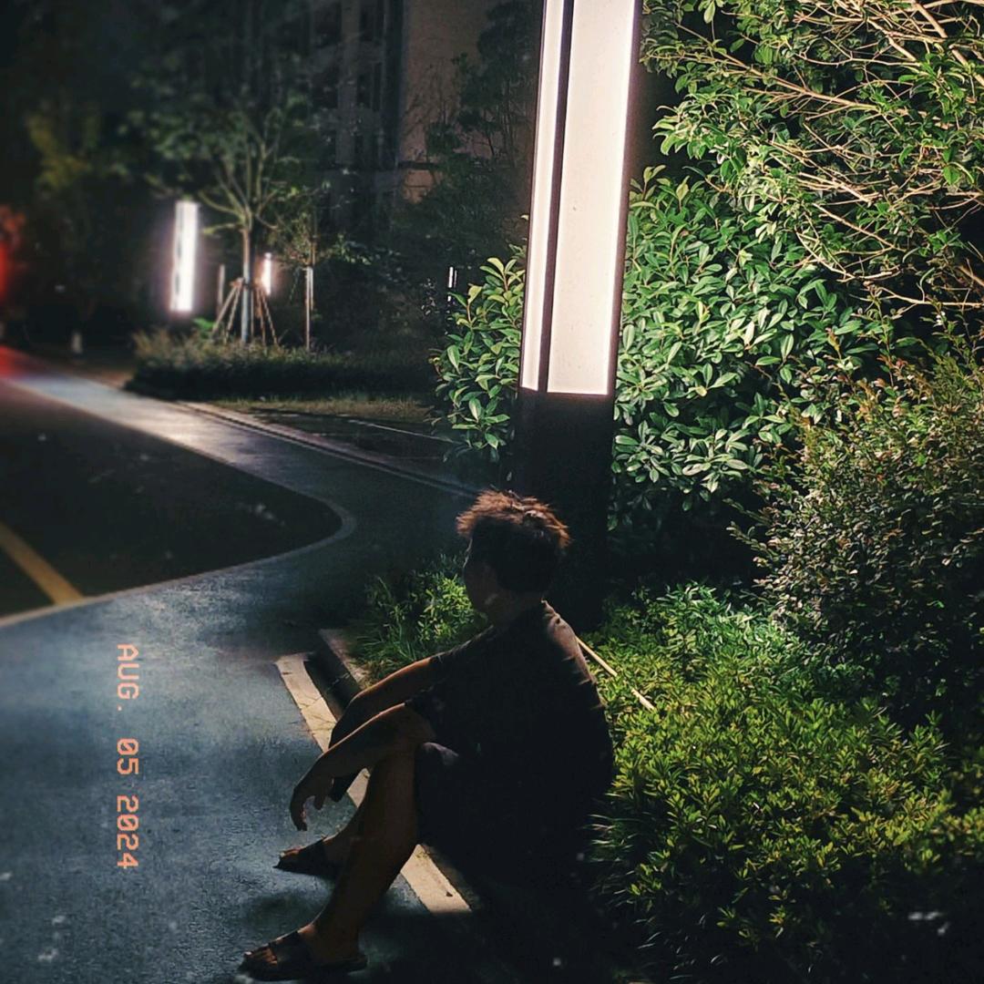 。。。｡>🐽<｡