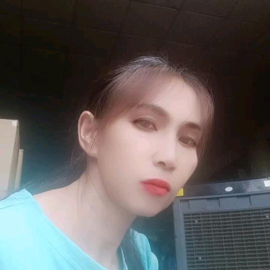 伤心难过。