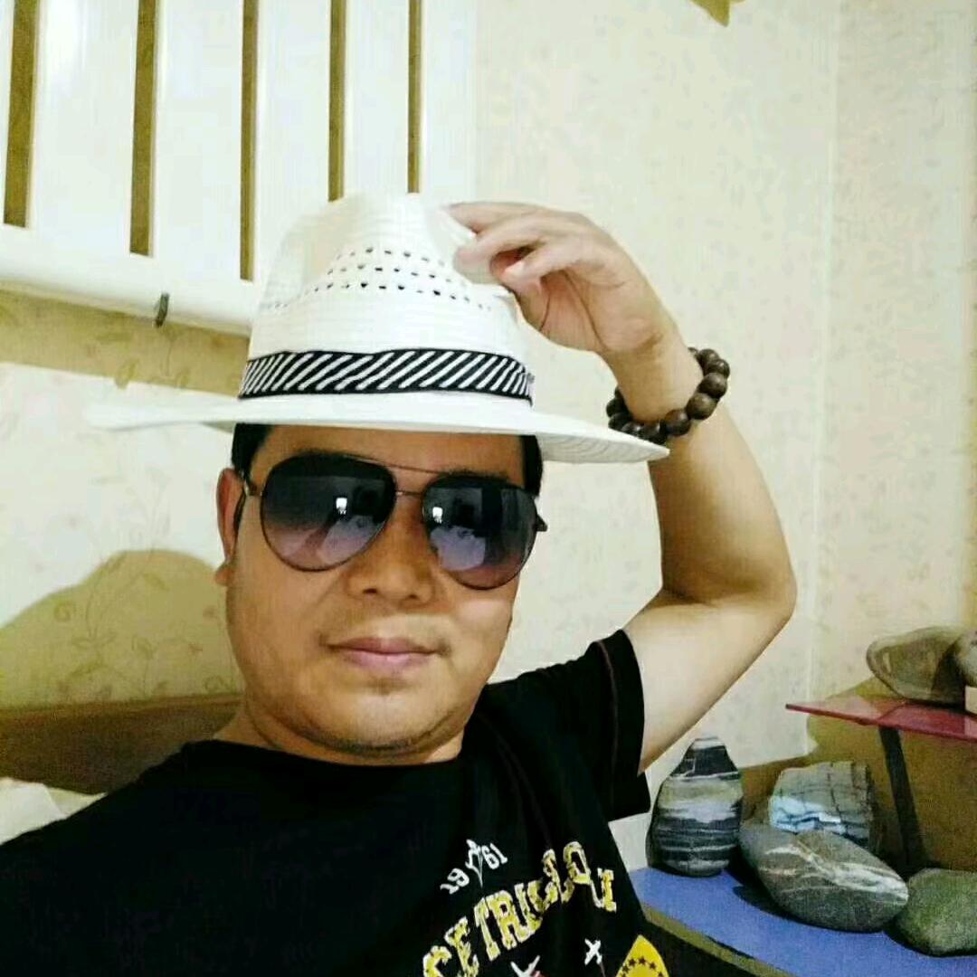 陕西“难看哥”（乡野  山居  传媒）