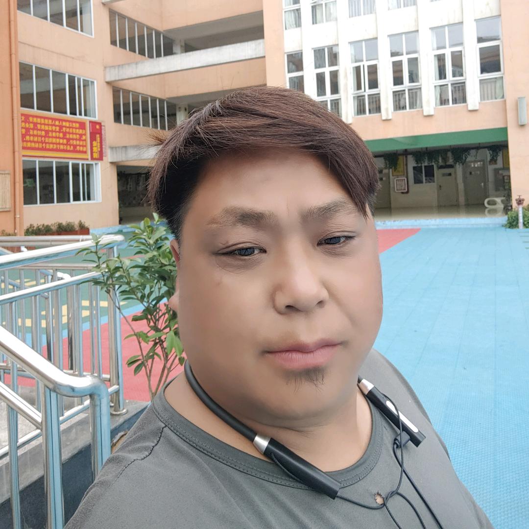 @贵州男神（正在打拼）