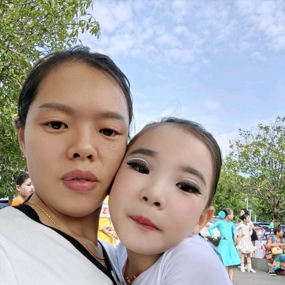 Ꭽℯ余生💞请多关照⁵₁²