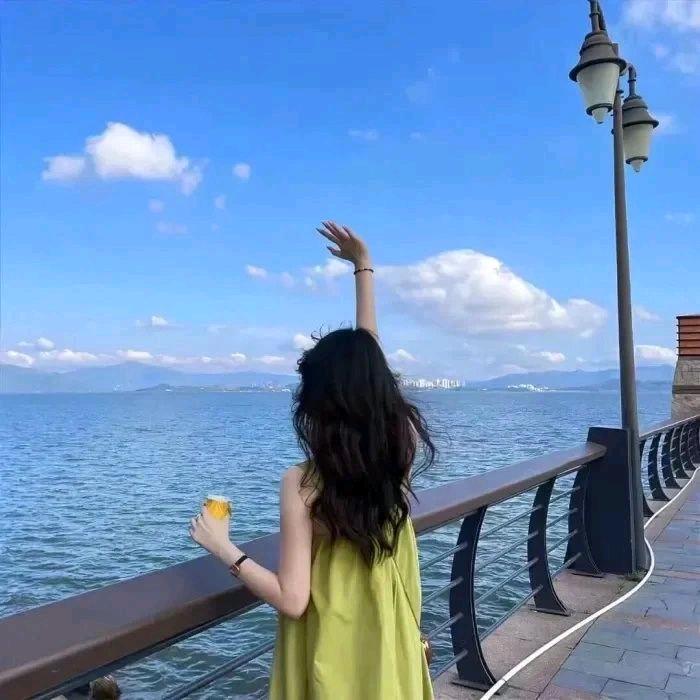 下雨天❤️头像