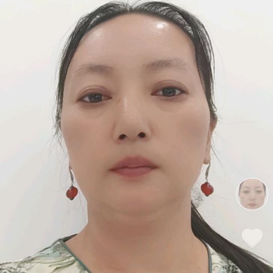 六合迎年