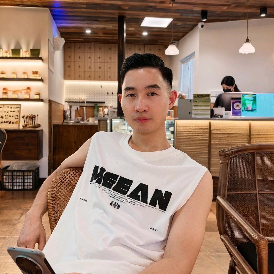 爱吃鱼的龚先生