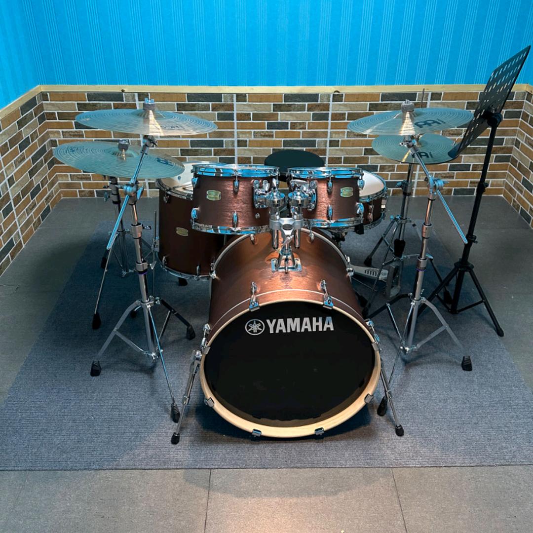 延艺琴行官方号