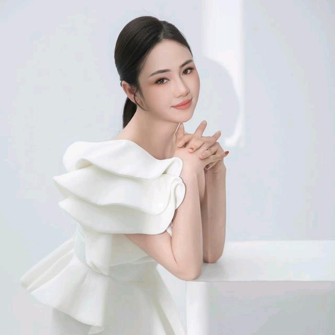 何莲讲流量（教直播）