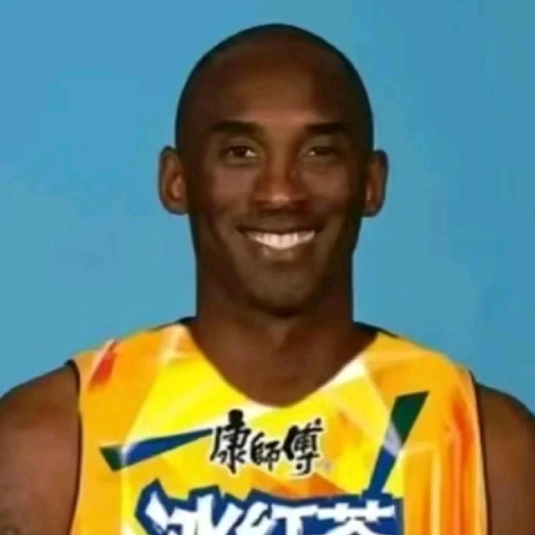 更年期超雄大蟑螂
