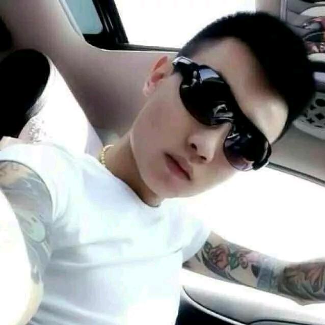 @莫欺少年一时穷@