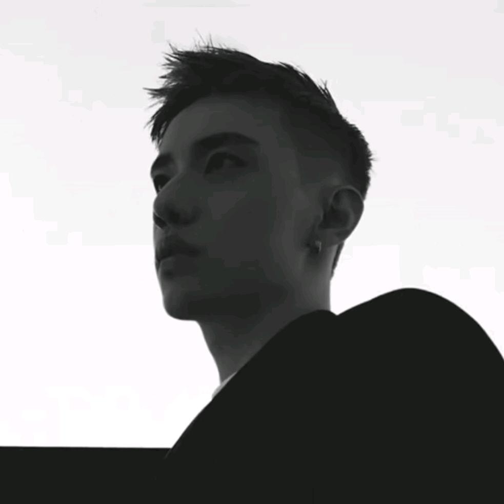 开心的龙