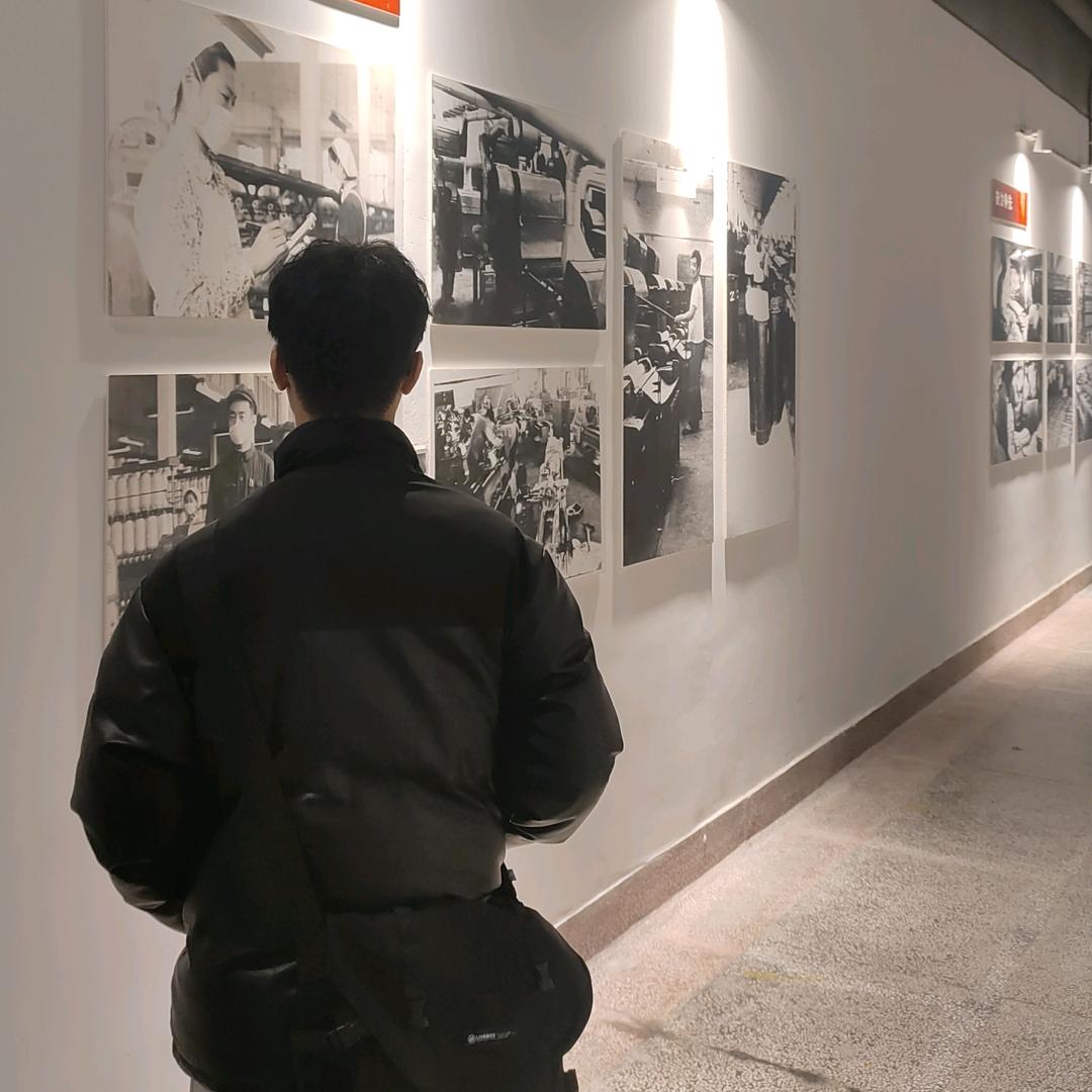 AAA建材批发任哥