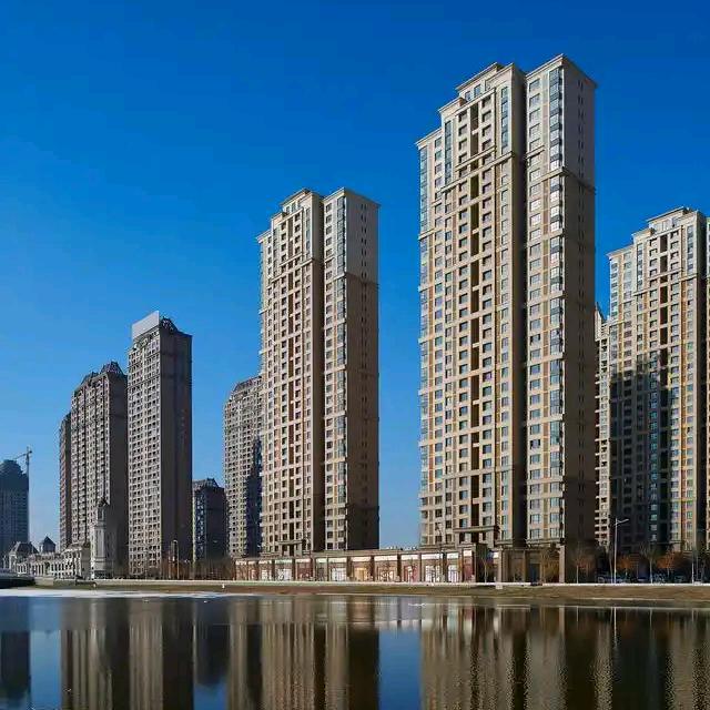 房产课代表，杨霞