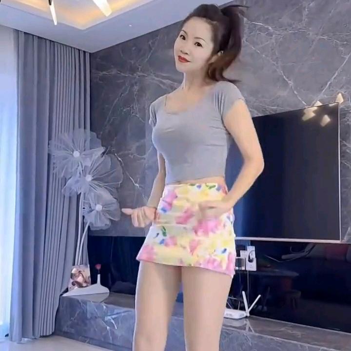 姚丽娜