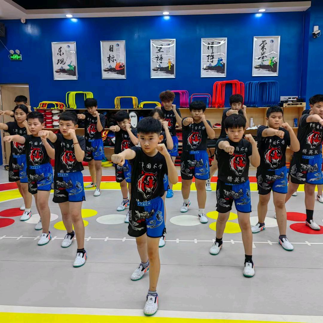 阜阳教武术的教练，中华国术馆