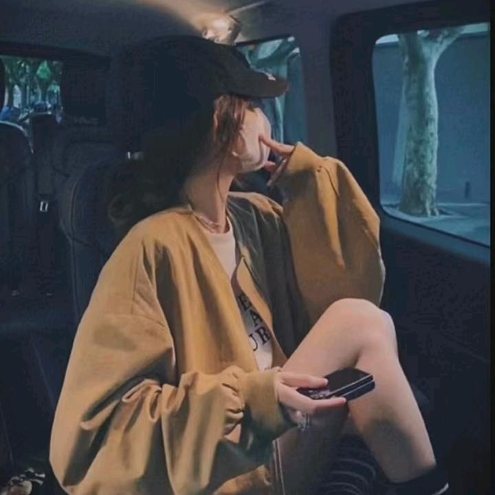 🌸芳小🐟儿🌸