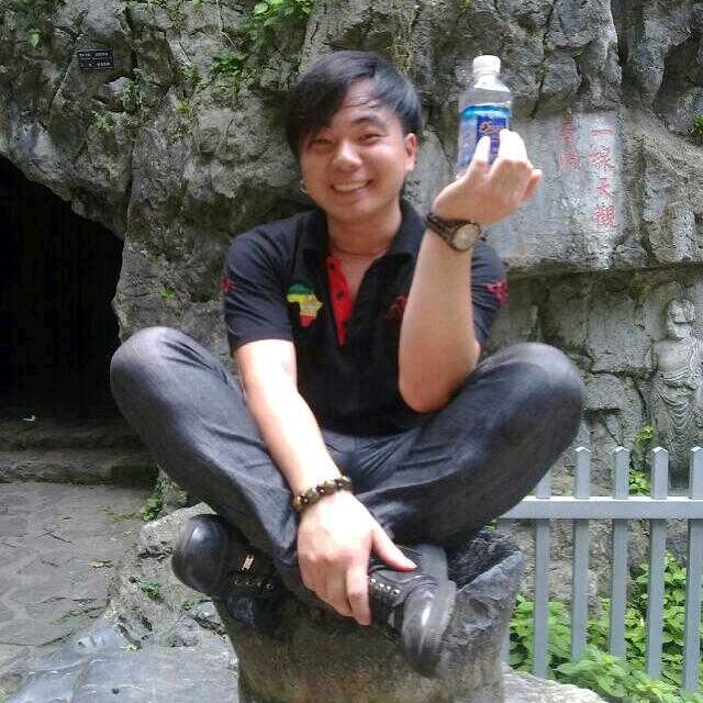 千万林辉