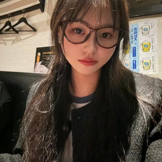 杭州聚脉传媒有限公司-浩楠