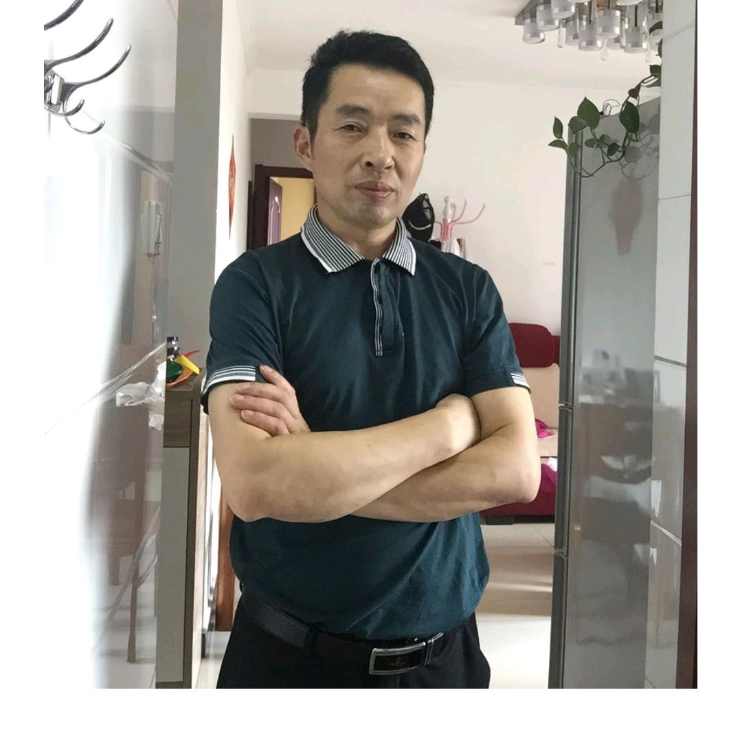 专心做事、 诚心待人 、一心为家。