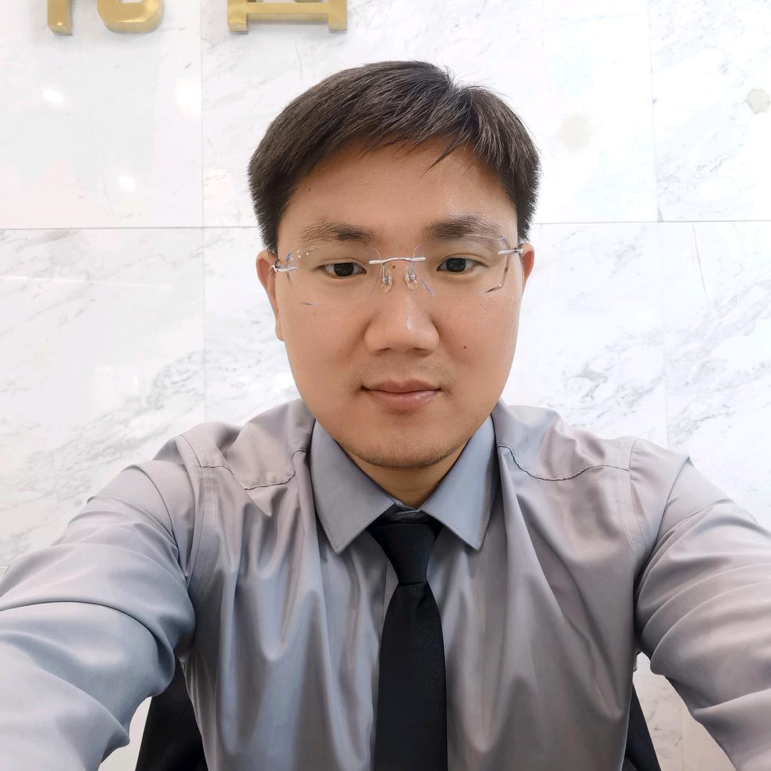 刘训龙