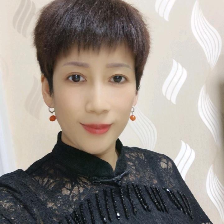 蓝玫瑰🎤
