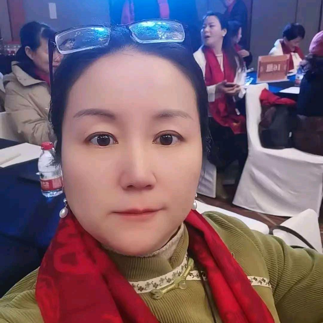 韵百年经络养生经络炮震撼发布者 金华小美