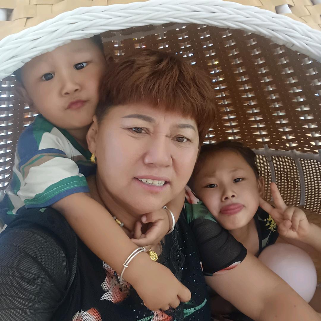 五沟新街亮亮超市