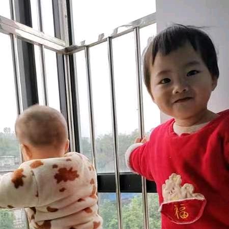 高明巧匠汽车贴膜，阿效