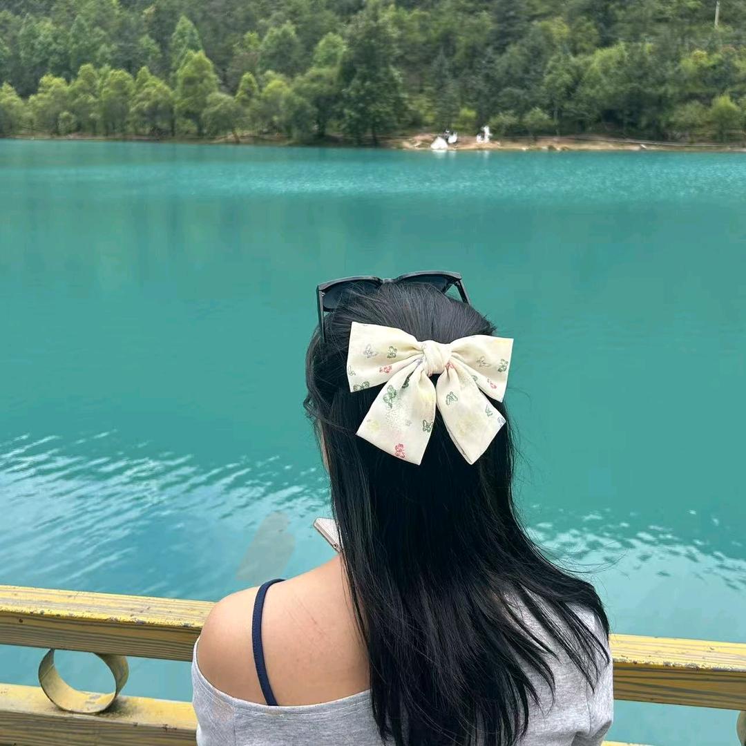 浅浅一笑💞💞