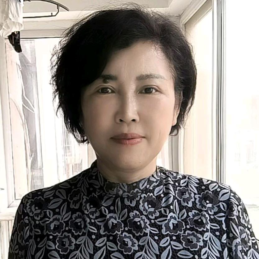 云姐穿搭