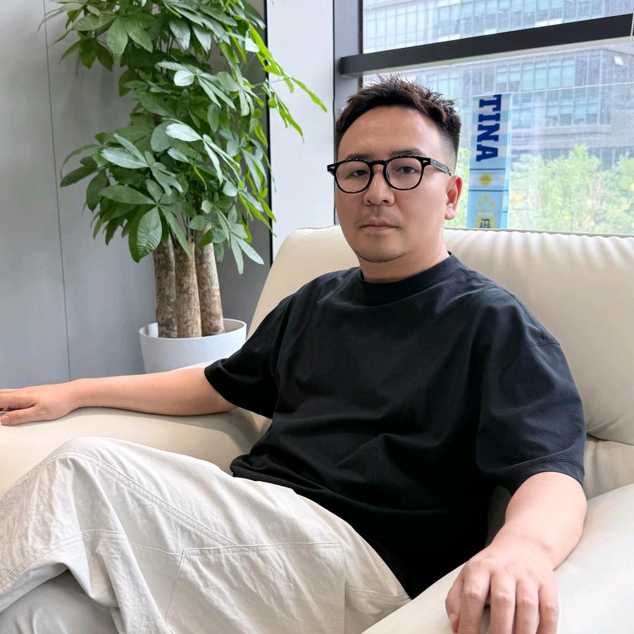 何谈足球
