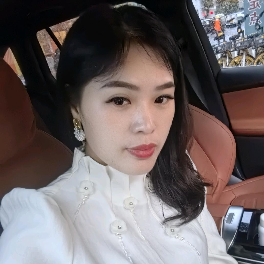 我是招招呀！