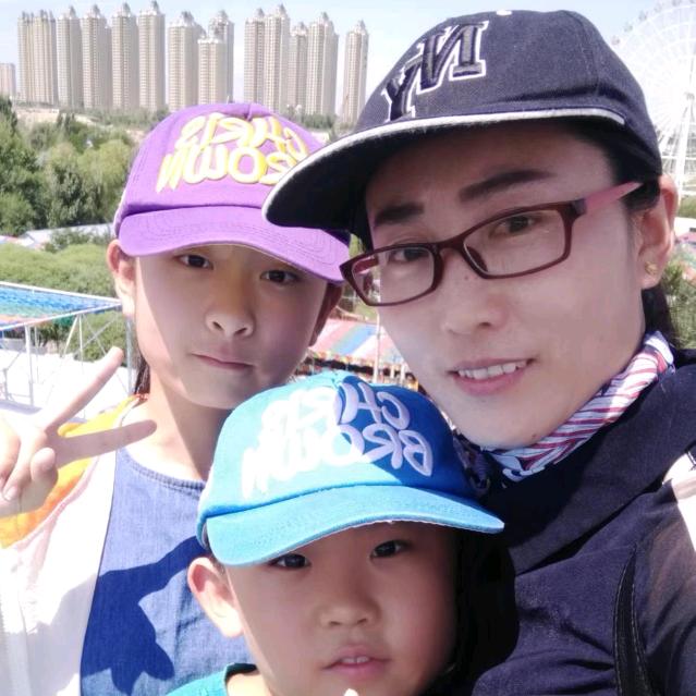 鲁嘉挂车，新疆总代理