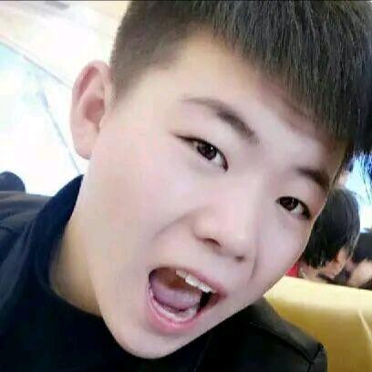 小辉“并不胖”