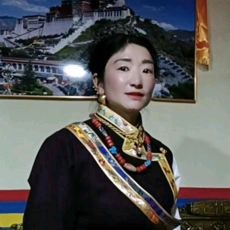 卓玛