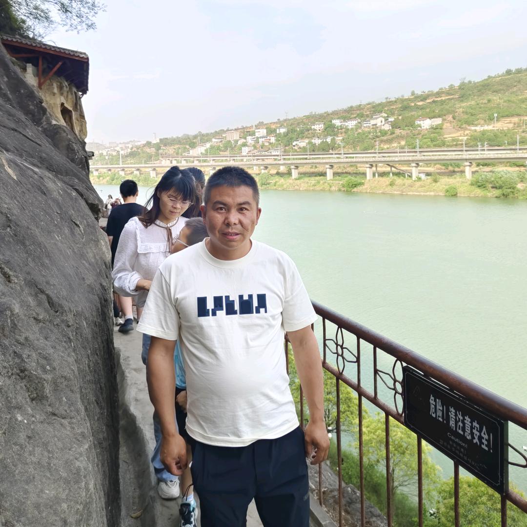 小东