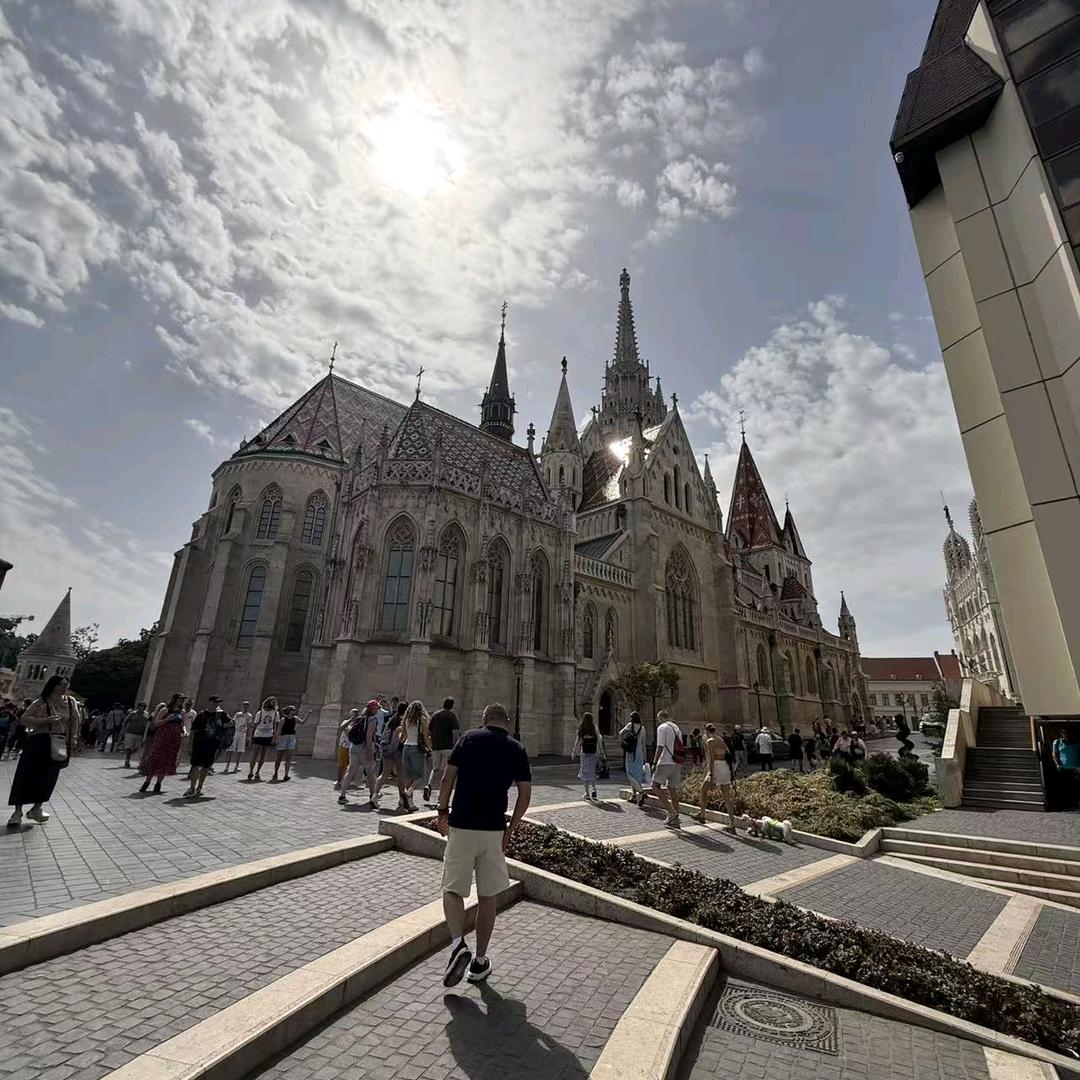 爱唱歌的老男孩