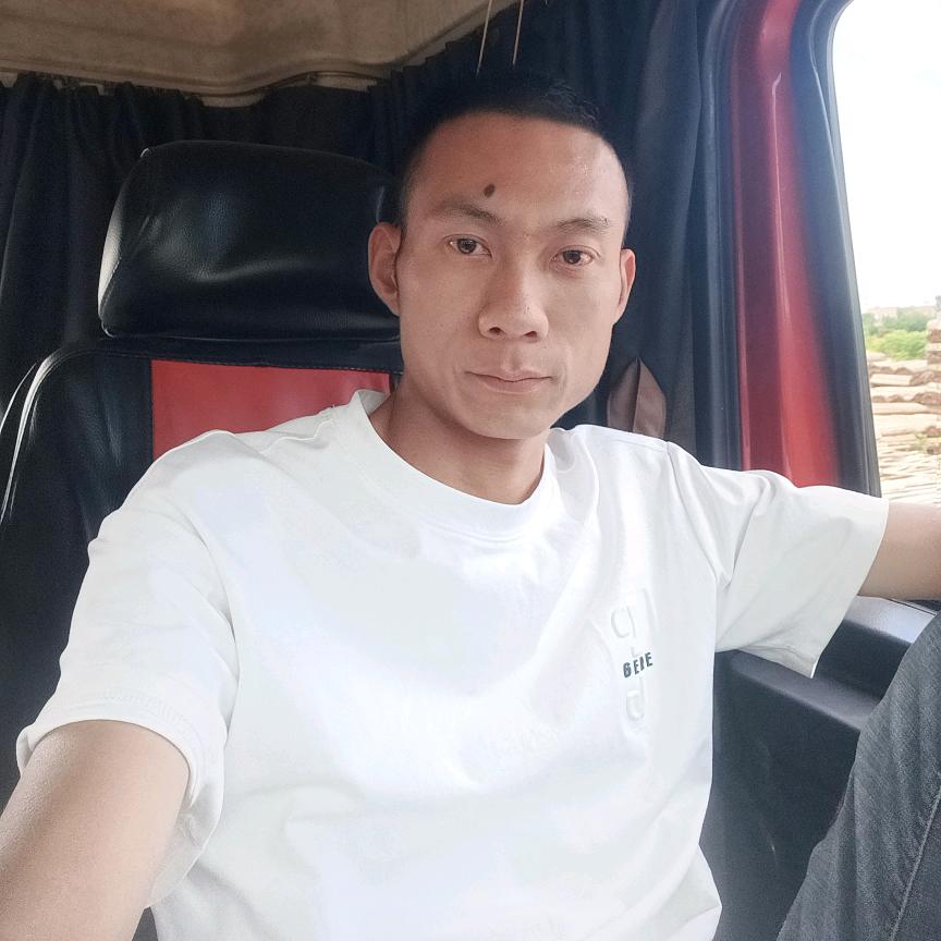 从小不读书.现在跑运输