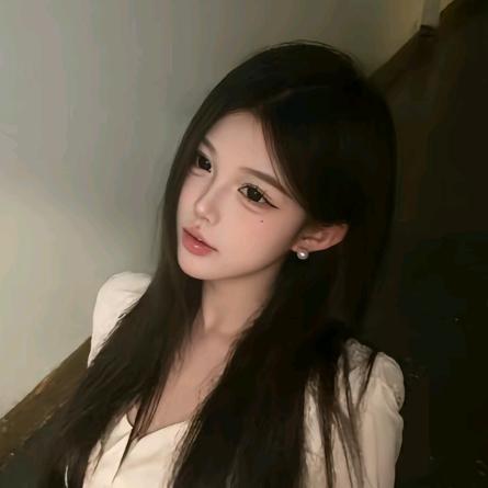 呦呦.