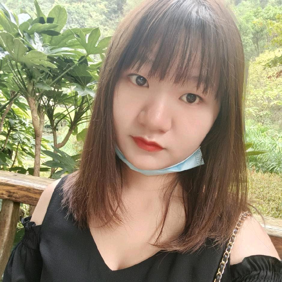 丽丽爱穿搭