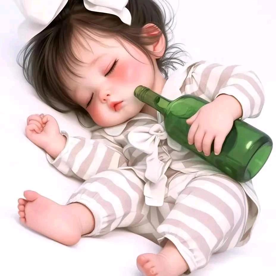 我就静静地喝着茶